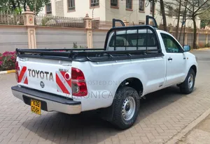 Toyota Hilux 2015