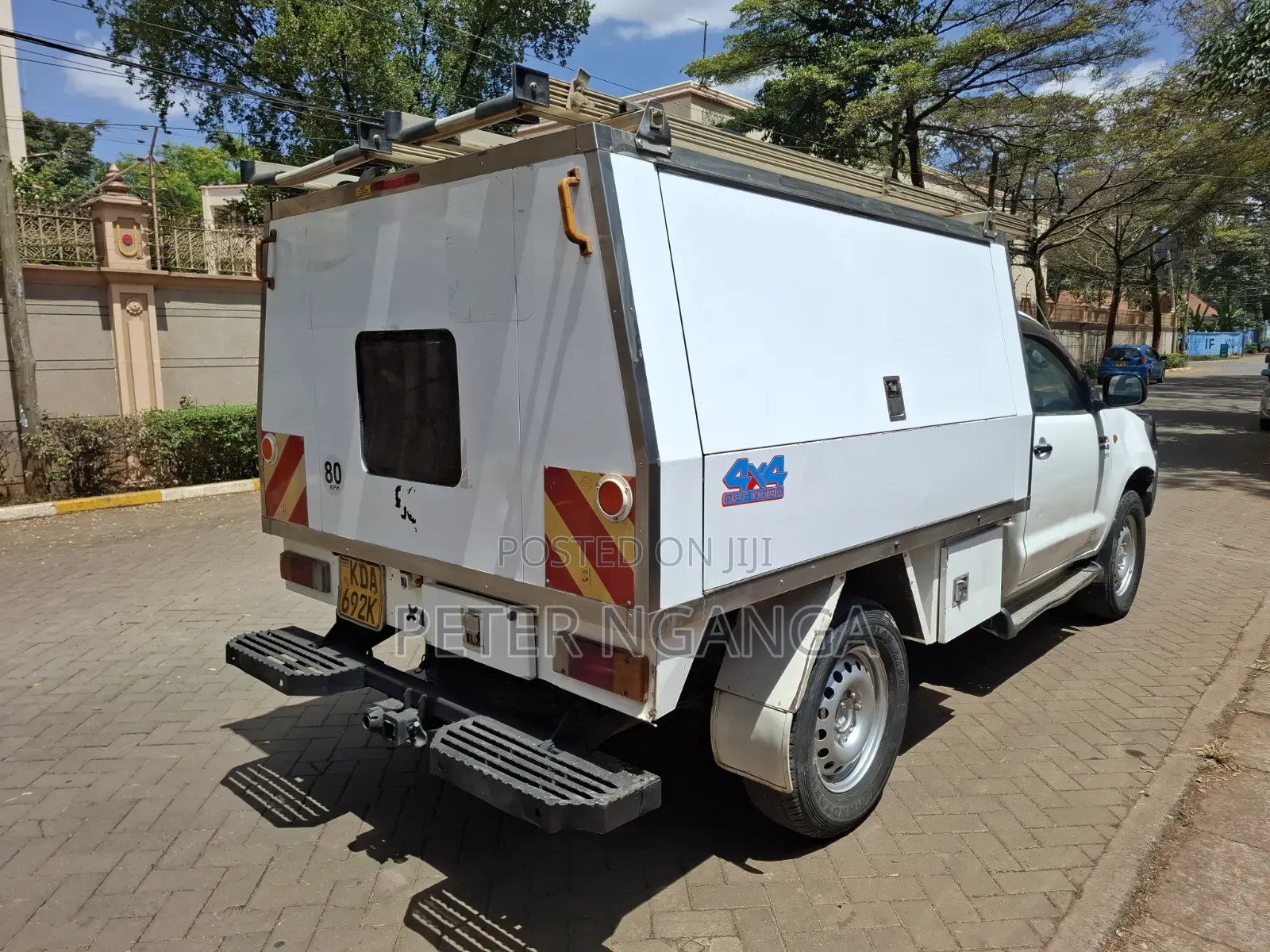 Toyota Hilux 2014 Off white
