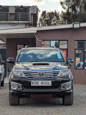 Toyota Fortuner 2014 Black