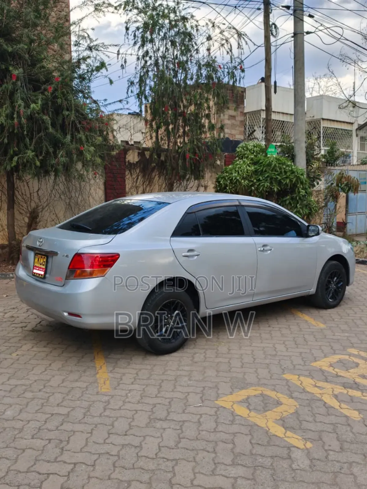 Toyota Allion 2010 Silver