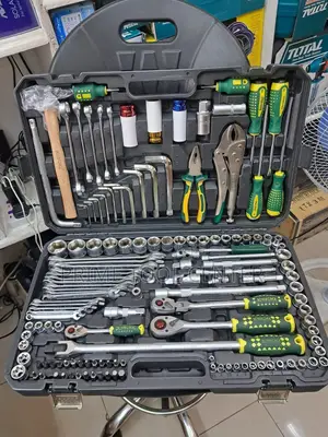142pcs + 2 pcs Complete Tool set
