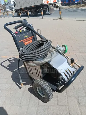 Commercial Hisaki 3450 PSI High Pressure Washer