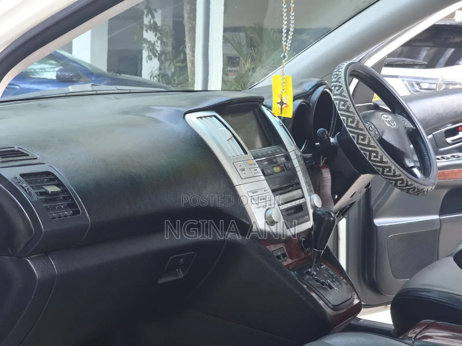 Toyota Harrier 2007 White