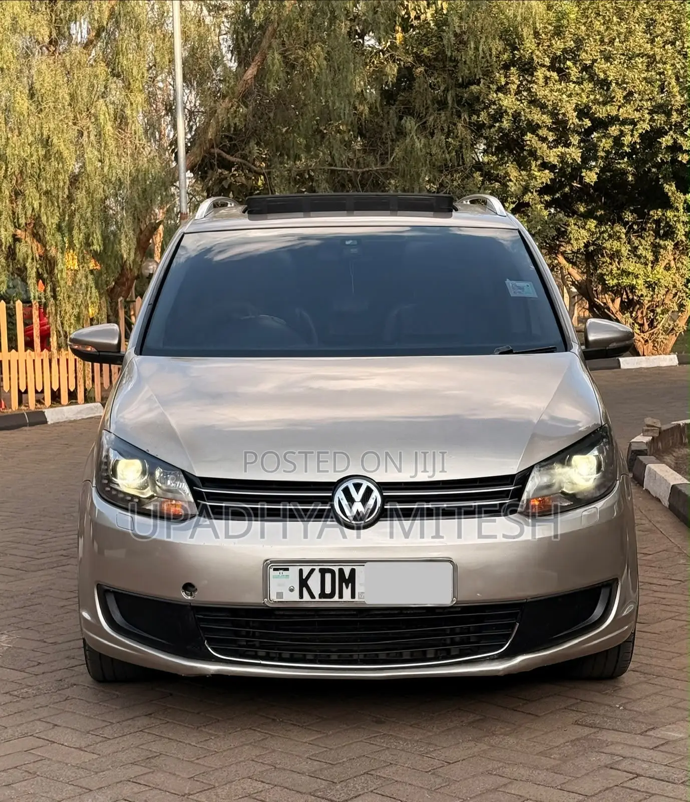 Volkswagen Touran 2014 Gray