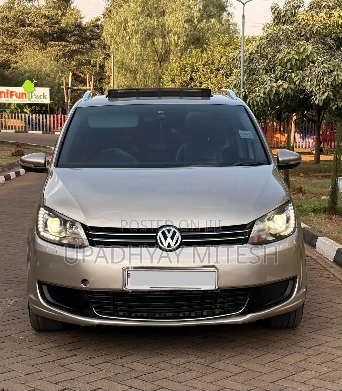 Volkswagen Touran 2014 Gray