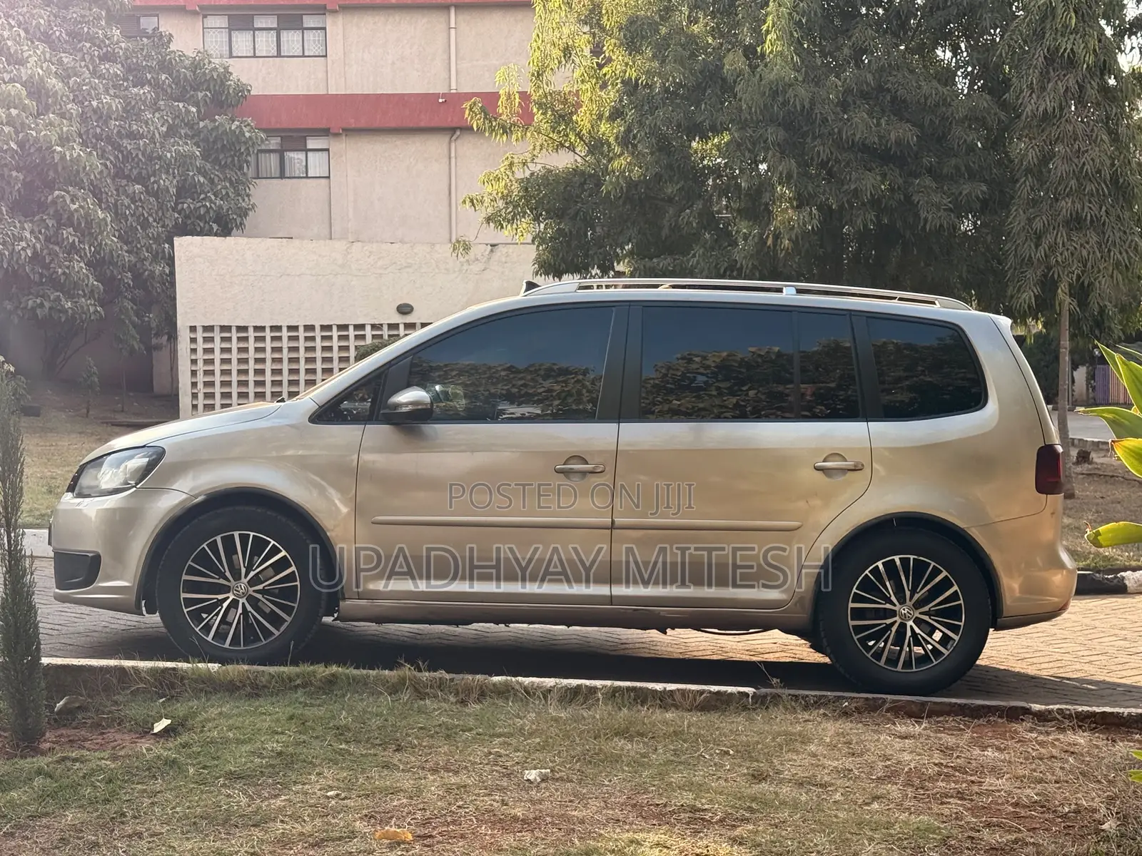 Volkswagen Touran 2014 Gray