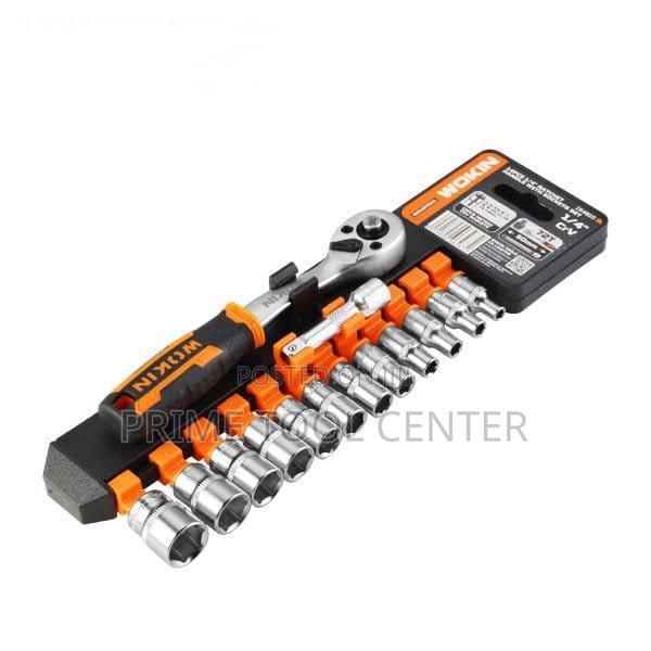 14 PCS 1/4″ RATCHET HANDLE WITH SOCKETS SET