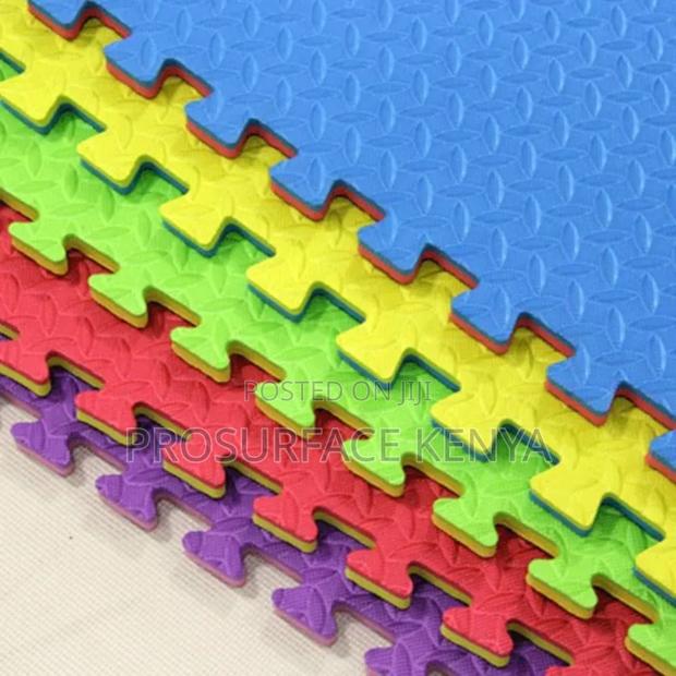 EVA Gym Mat 1×1m | 25mm Thick Heavy-Duty Exercise Flooring – KSh 2,999