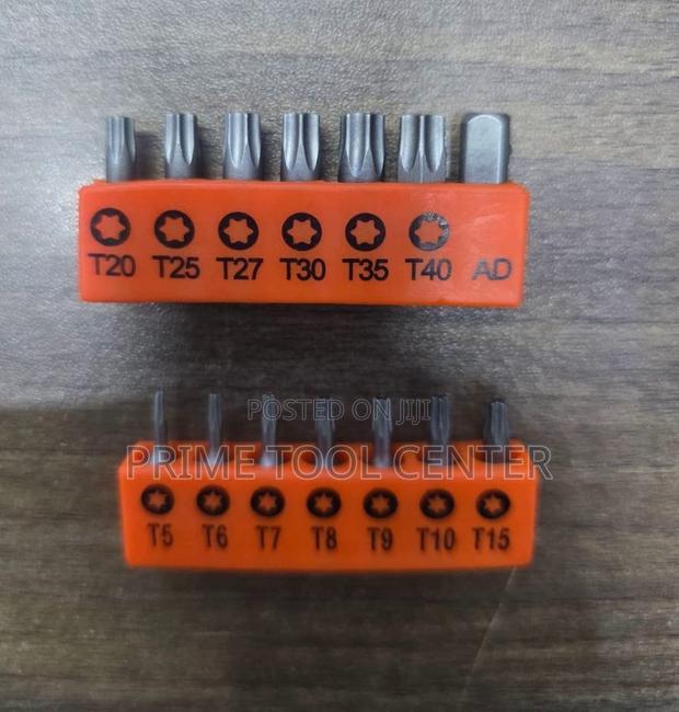 Hex and toxy screwdriver