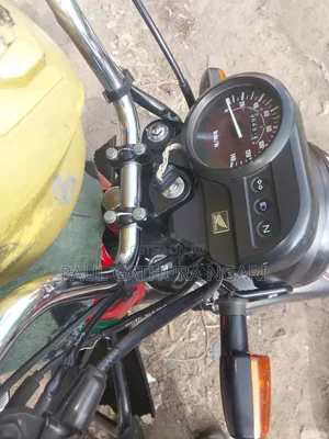 Honda CB 2023 Red