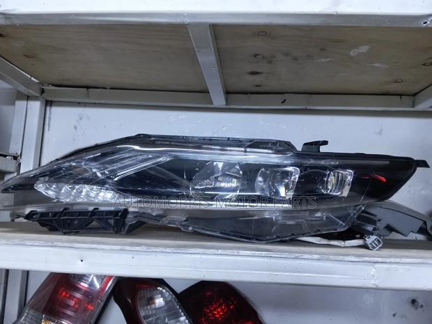 Harrier 2014 Headlight