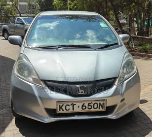Honda Fit 2012 Silver