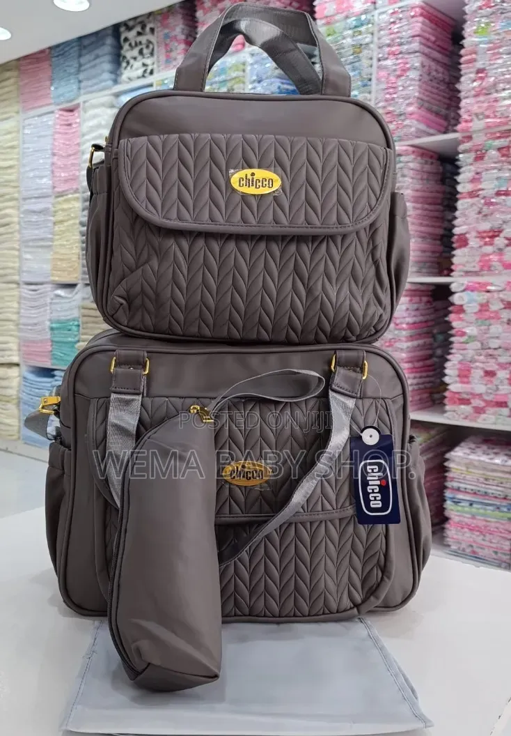 Chicco 4 Piece Baby Diaper Bag Set/With Changing Mat Bottle Holder