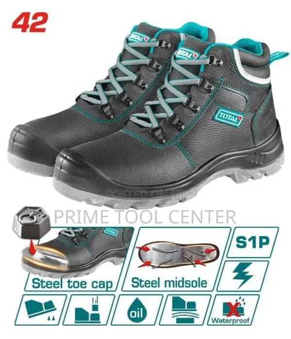 Total Safety boots Size: 42