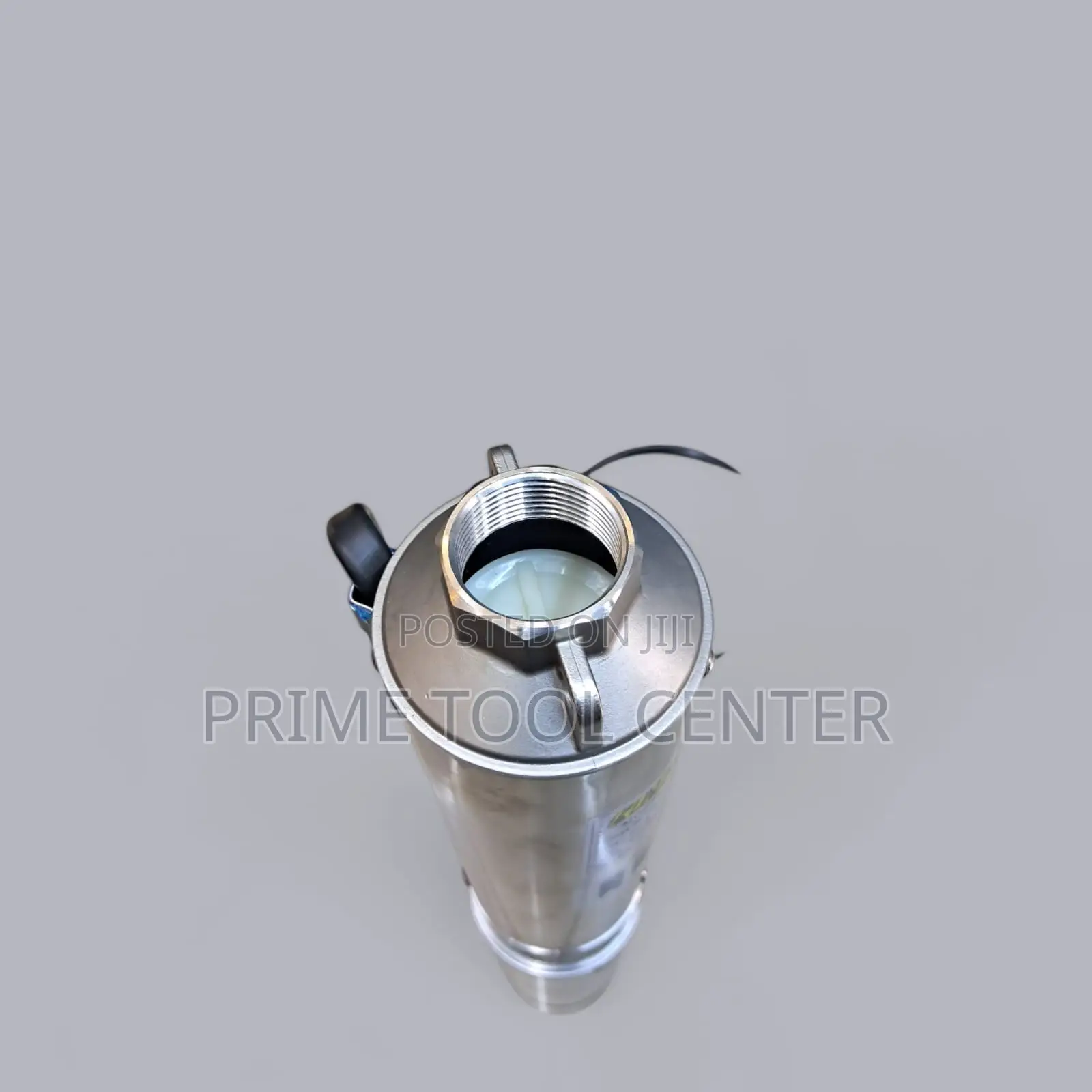 Solar submersible Water pump 70M with controller