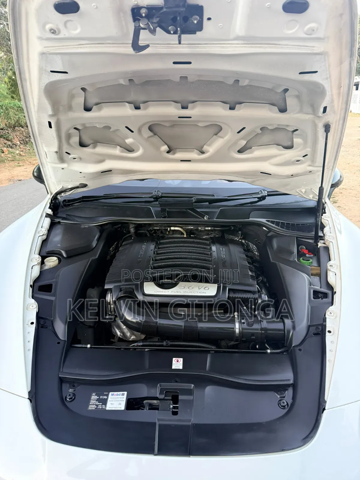 Porsche Cayenne 2019 White