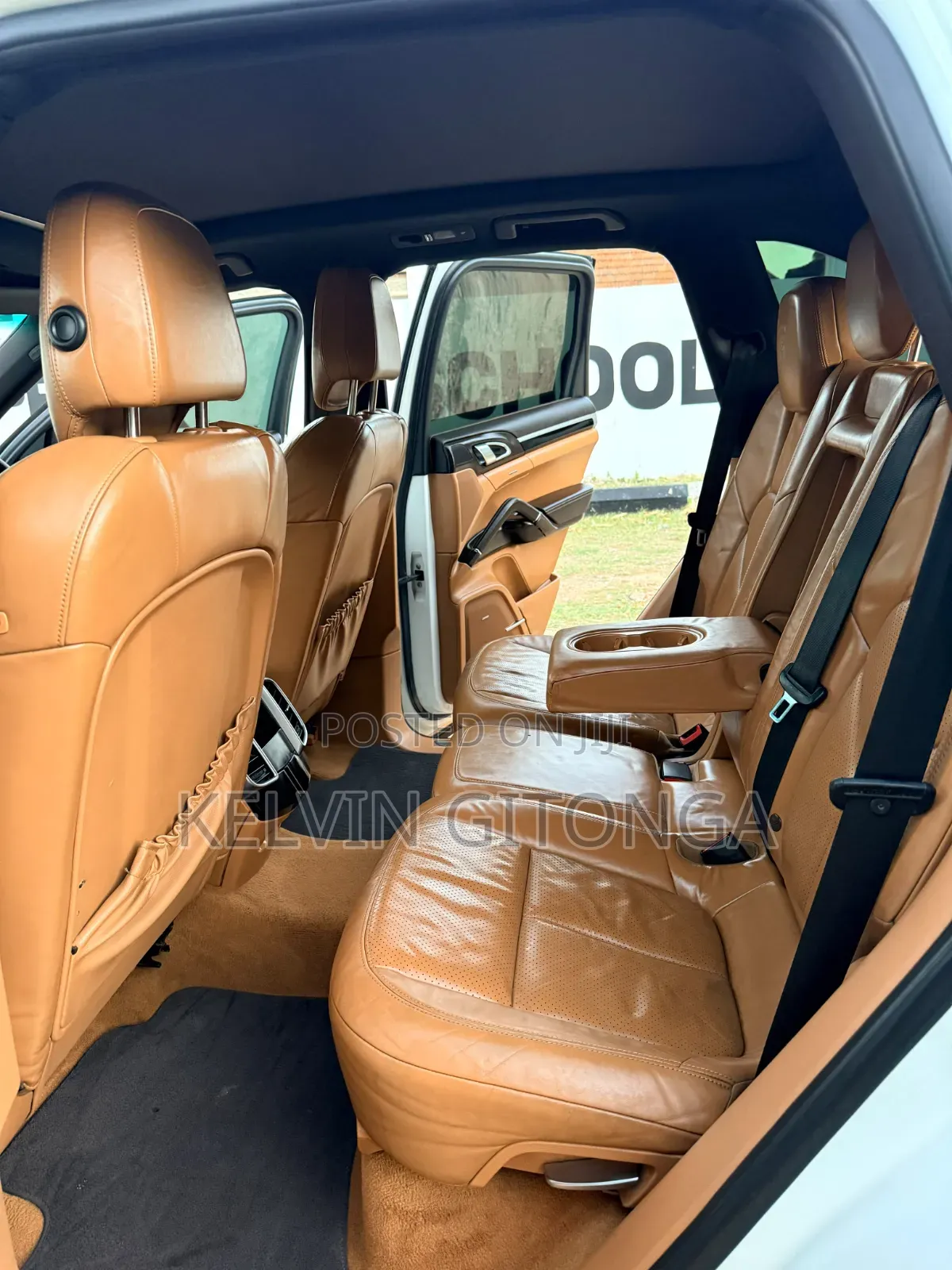 Porsche Cayenne 2019 White