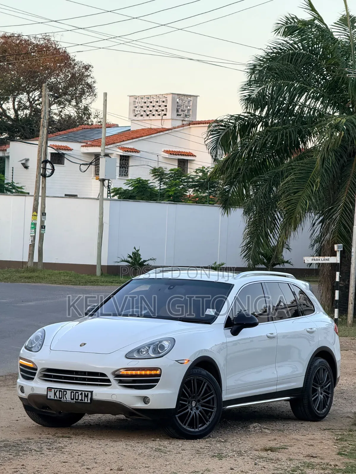Porsche Cayenne 2019 White
