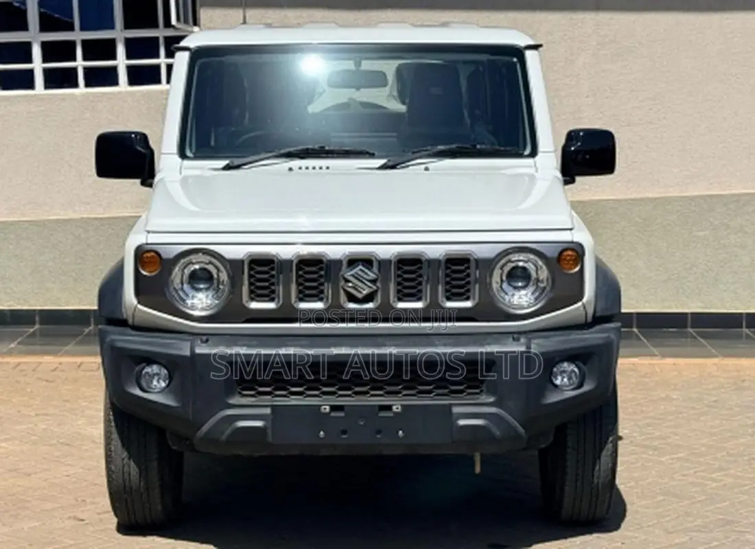 New Suzuki Jimny 2025 Off white