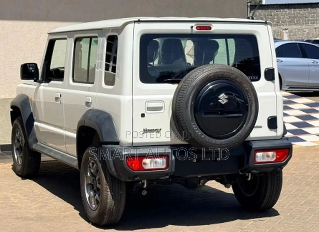 New Suzuki Jimny 2025 Off white