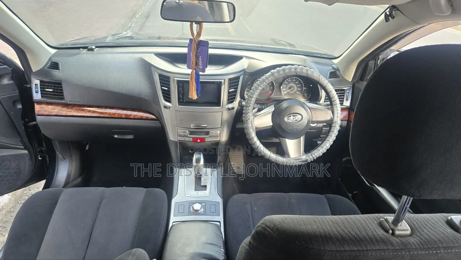 Subaru Outback 2010 Black