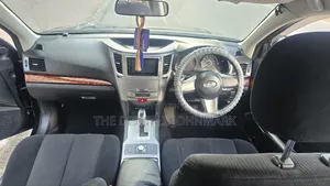 Subaru Outback 2010 Black