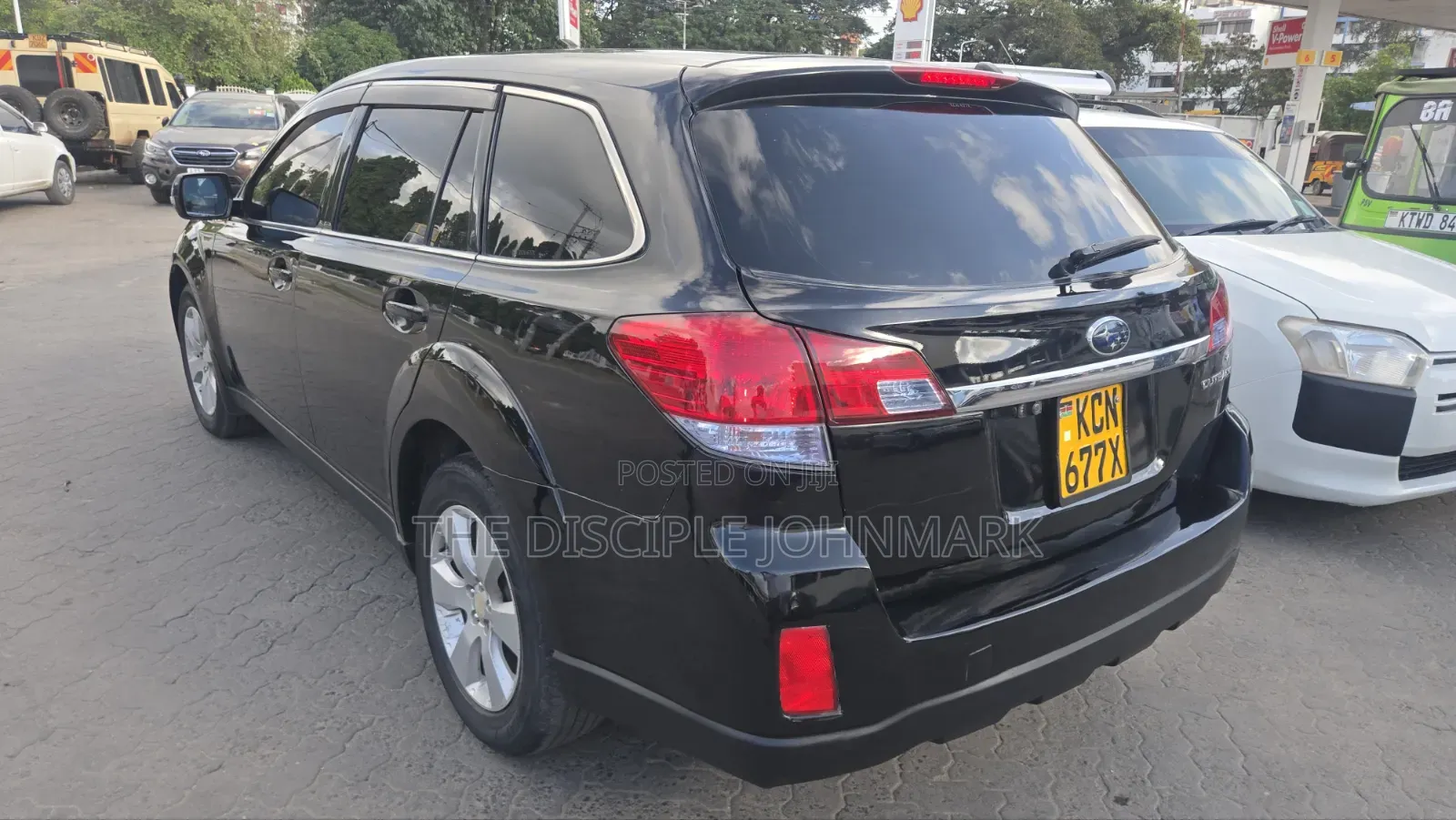 Subaru Outback 2010 Black