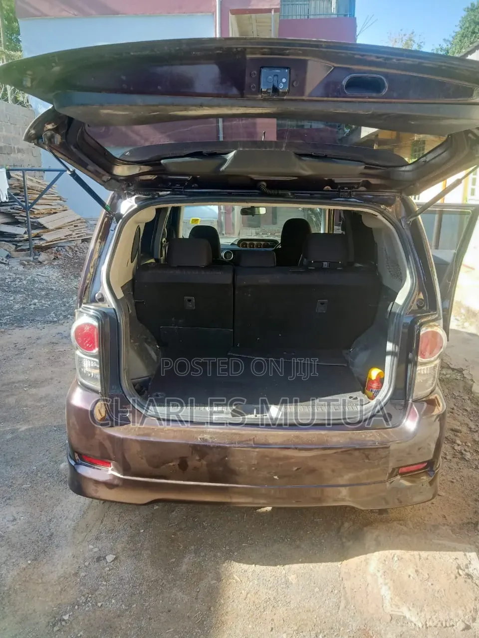 Toyota Rumion 1.5 FWD 2023 Maroon