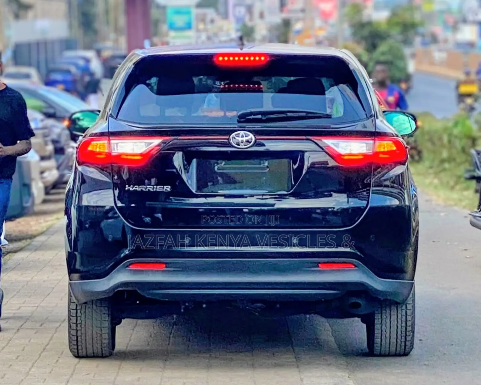 Toyota Harrier 2.0 2019 Black