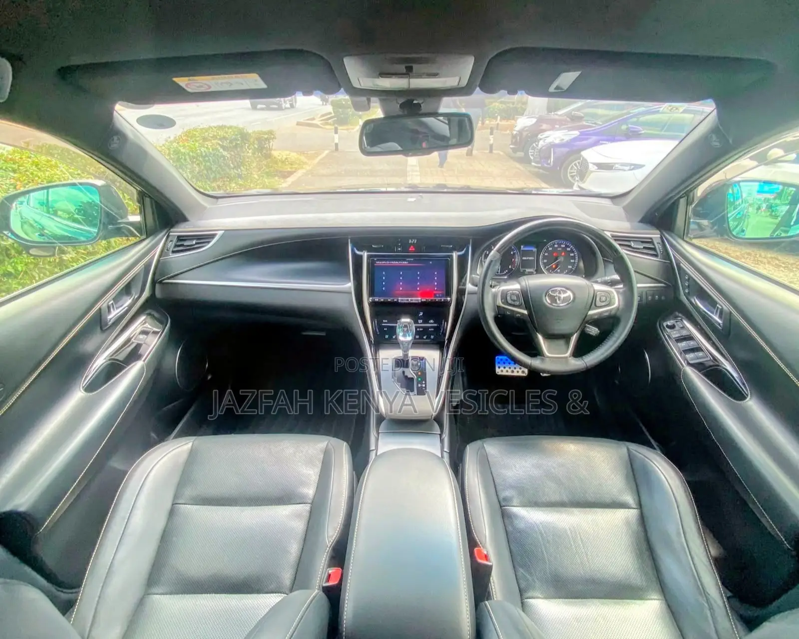 Toyota Harrier 2.0 2019 Black