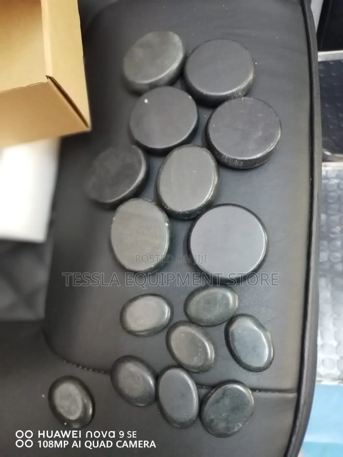 16pcs Professional Hot Massage Stone Black Warmer Rock Set