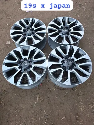 Toyota Tx ,Fortuner, Hilux Revo, 19inch Wheels