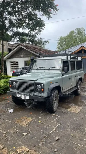 Land Rover Defender 2019 Gray