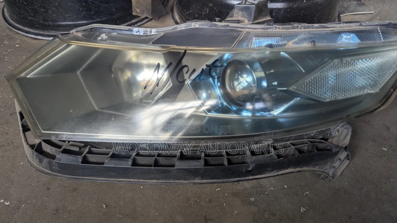 Honda Insight Headlight Xenon
