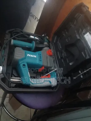 Total 1500W Heavy Duty Rotary Hammer Drill