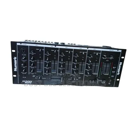 Numark CM 200 Professional DJ Mixer