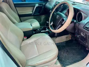 Toyota Land Cruiser Prado 2.7 i 2010 Pearl
