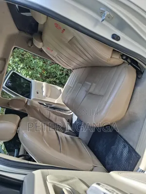 Toyota Hilux 2010 Gold