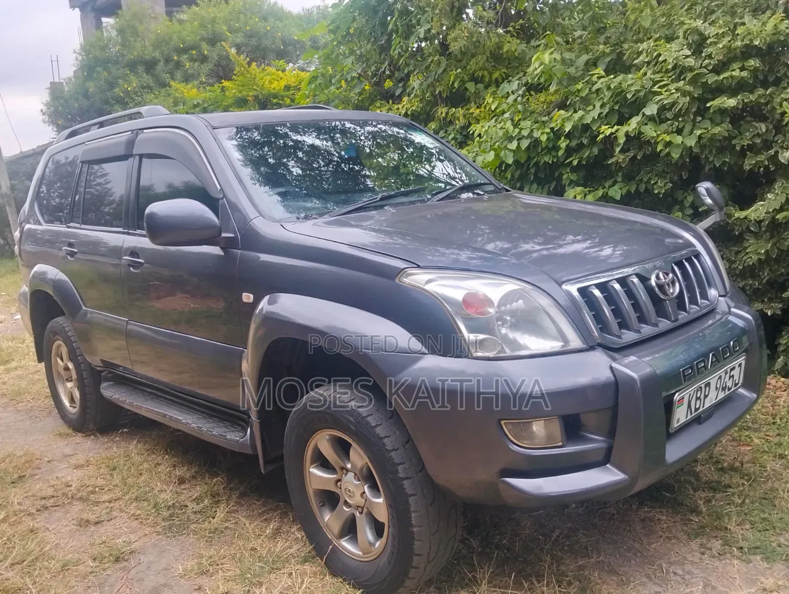 Toyota Land Cruiser Prado 2.7 5dr 2004 Gray