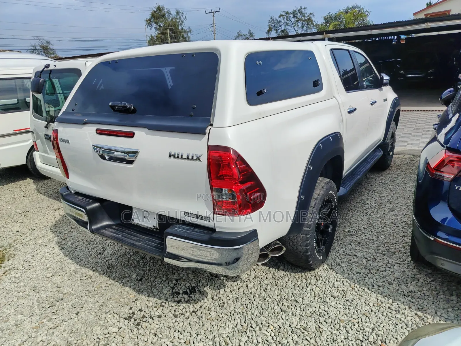 Toyota Hilux 2020 White