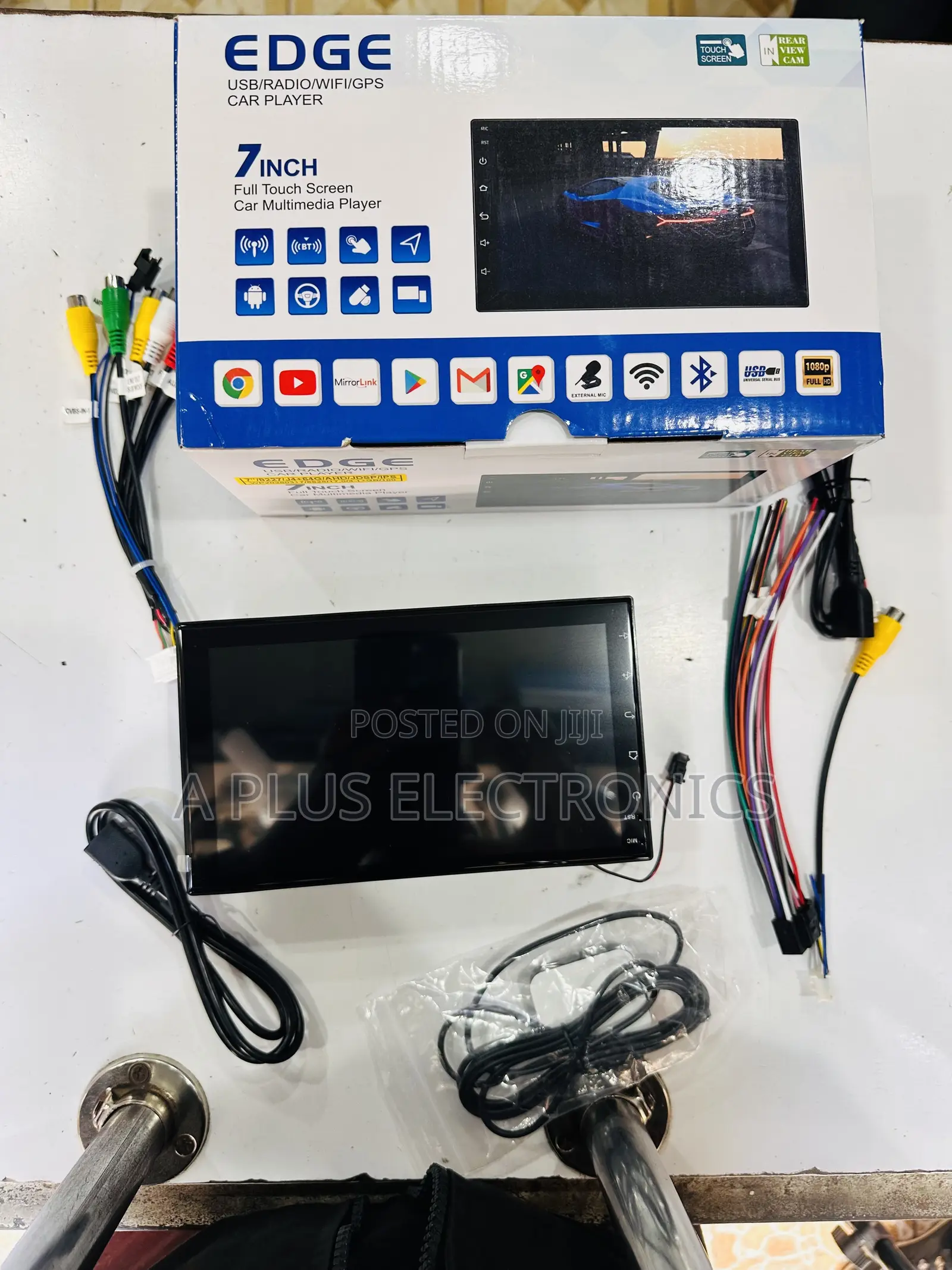 Portable Android 7′′ Tablet With Free Reverse Camera