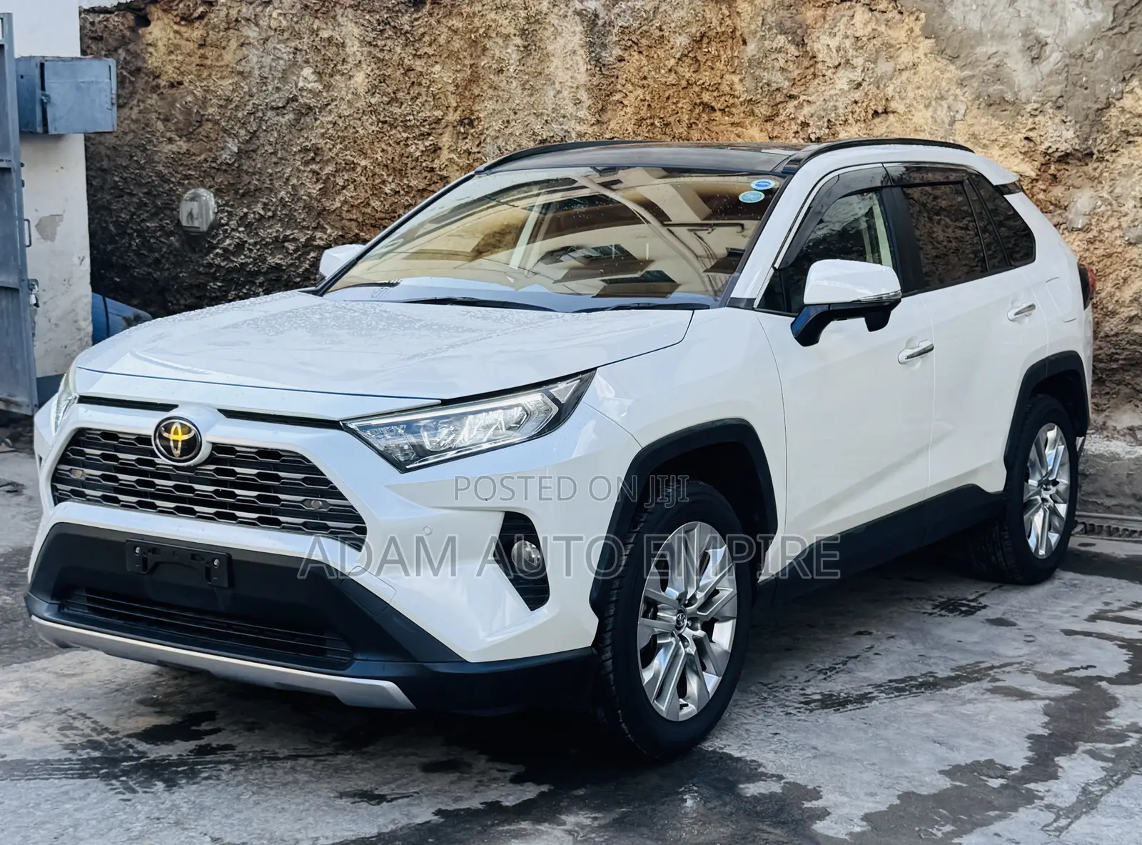 Toyota RAV4 2019 White