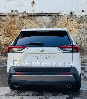 Toyota RAV4 2019 White