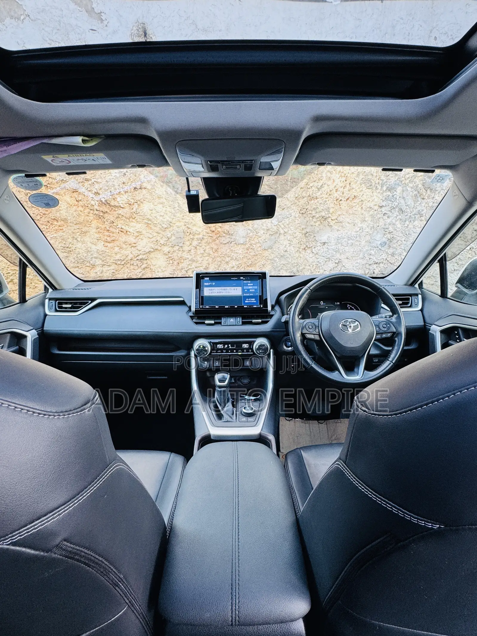 Toyota RAV4 2019 White