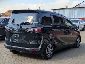 Toyota Sienta 2020 Black