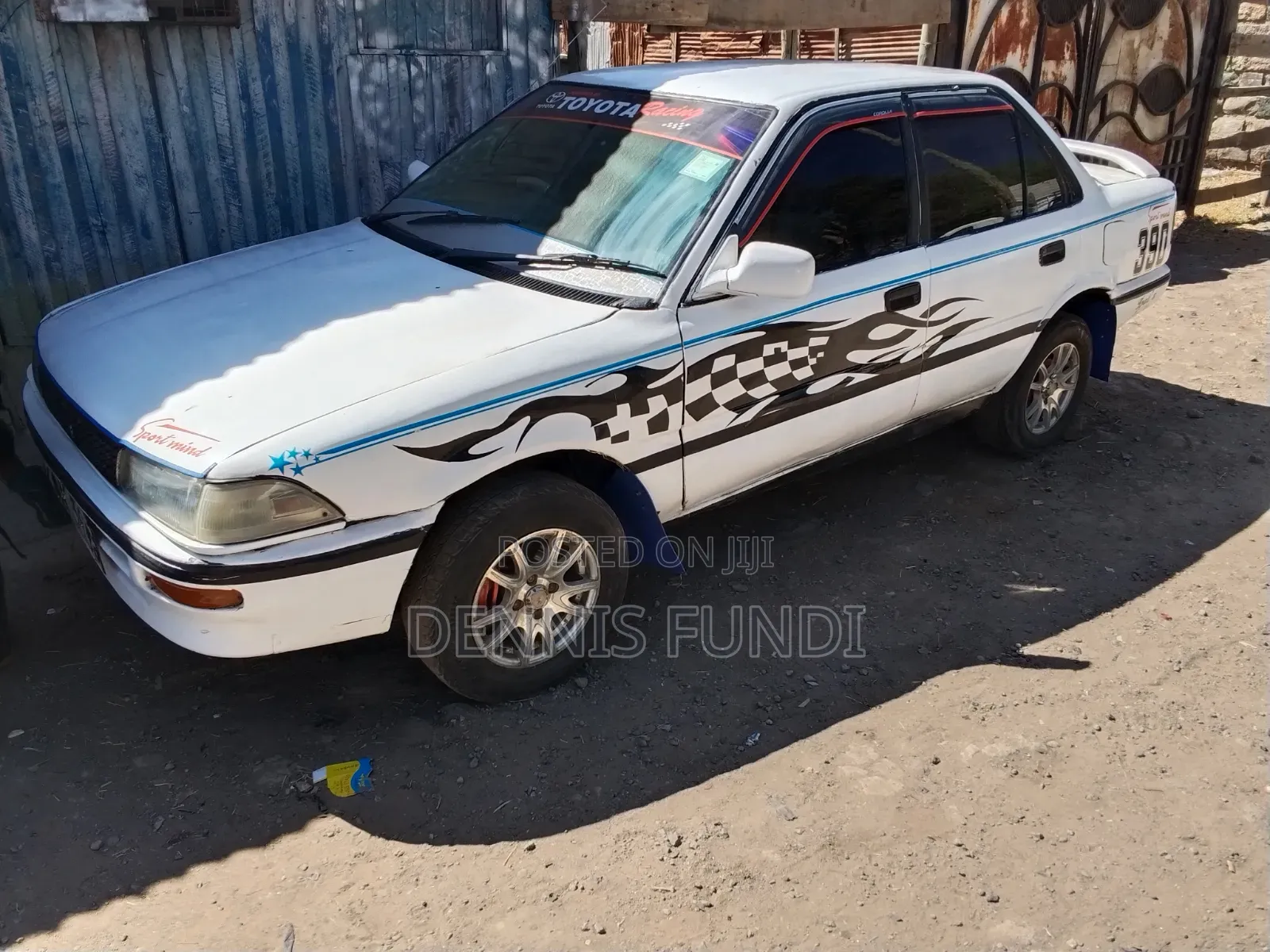 Toyota Corolla 1996 White