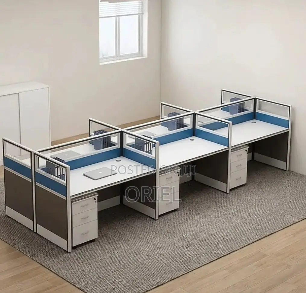 Office Workstation : 6-Person Staff Workstation