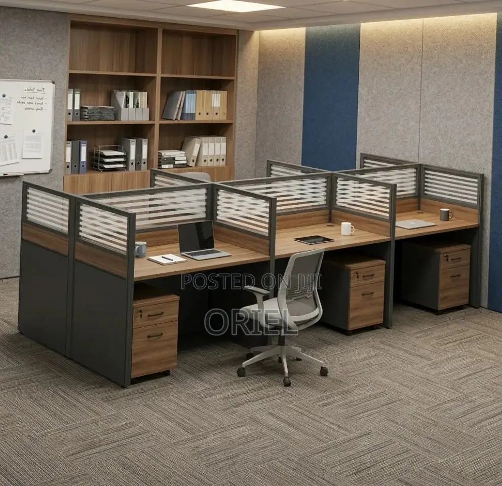 Office Workstation : 6-Person Staff Workstation