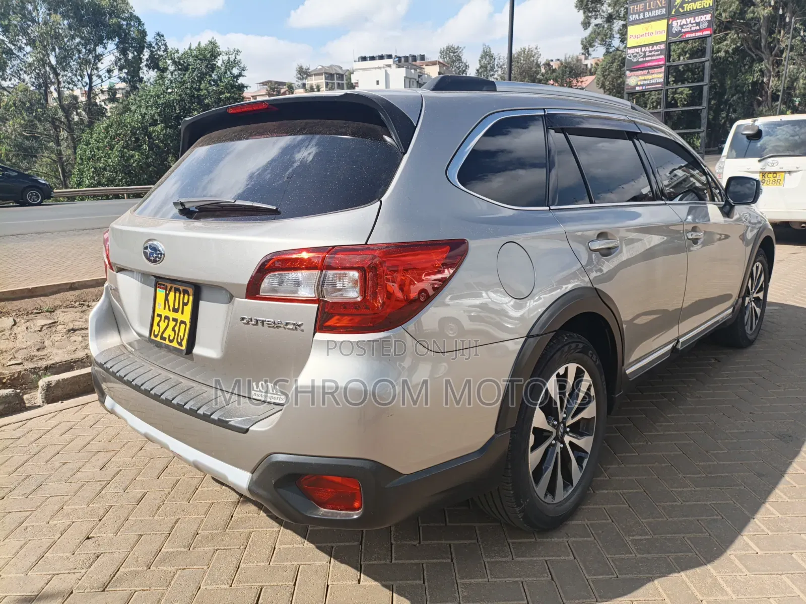 Subaru Outback 2016 Gold