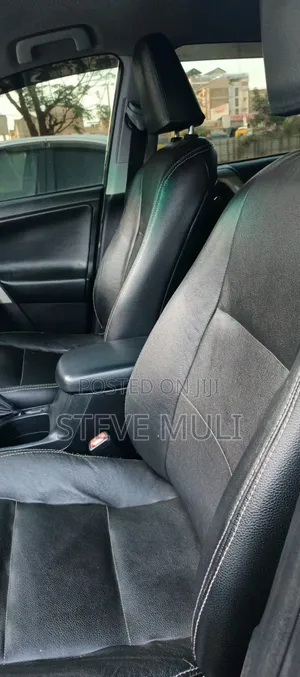 Toyota RAV4 2016 Brown